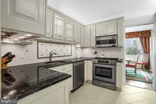 5500 Friendship Blvd, Chevy Chase, MD 20815 - Photo 9