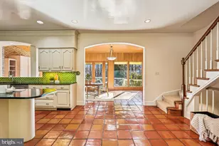 9939 Bentcross Dr, Potomac, MD 20854 - Photo 19