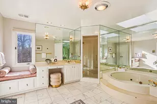 9939 Bentcross Dr, Potomac, MD 20854 - Photo 33