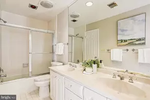 9939 Bentcross Dr, Potomac, MD 20854 - Photo 37