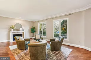 9939 Bentcross Dr, Potomac, MD 20854 - Photo 15