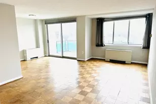 10401 Grosvenor Pl, Rockville, MD 20852 - Photo 3