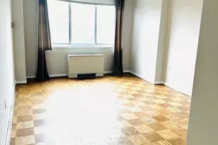 10401 Grosvenor Pl, Rockville, MD 20852 - Photo 7