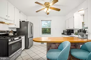 10149 Sutherland Rd, Silver Spring, MD 20901 - Photo 11