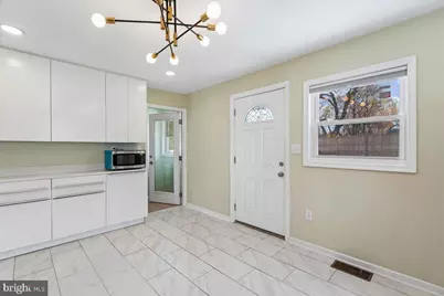 1405 Matthews Drive, Rockville, MD 20851 - Photo 7