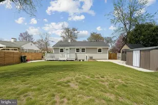 1405 Matthews Dr, Rockville, MD 20851 - Photo 29