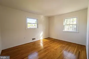 13911 Castaway Dr, Rockville, MD 20853 - Photo 11