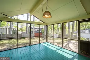 13911 Castaway Dr, Rockville, MD 20853 - Photo 7