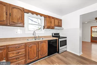 11852 Huggins Drive, Silver Spring, MD 20902 - Photo 11