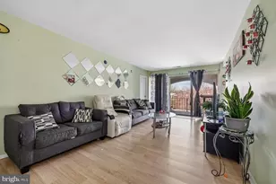 452 Girard St, Gaithersburg, MD 20877 - Photo 3