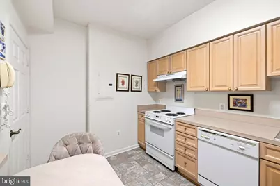 3200 N Leisure World Boulevard #111, Silver Spring, MD 20906 - Photo 15