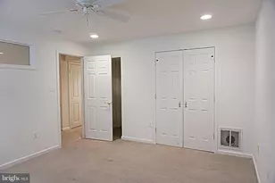 12103 Gatewater Dr, Potomac, MD 20854 - Photo 35