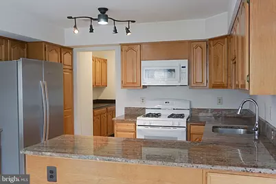 12103 Gatewater Drive, Potomac, MD 20854 - Photo 5