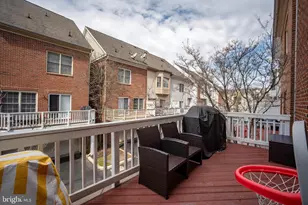 519 Casey Ln, Rockville, MD 20850 - Photo 19