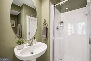 519 Casey Ln, Rockville, MD 20850 - Photo 19