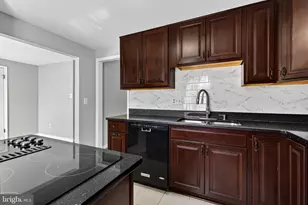 19505 Worsham Ct, Montgomery Village, MD 20886 - Photo 5