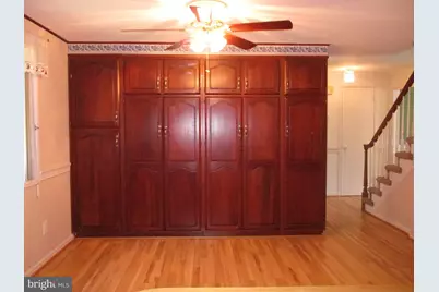 19601 Sparr Spring Road, Gaithersburg, MD 20886 - Photo 9