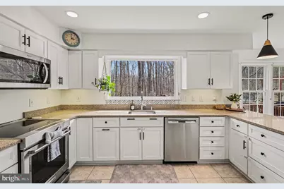 9852 Mainsail Drive, Gaithersburg, MD 20879 - Photo 11