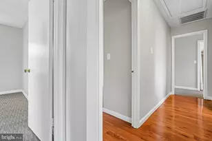 17720 Millcrest Dr, Rockville, MD 20855 - Photo 23