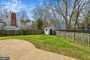 17720 Millcrest Dr, Rockville, MD 20855 - Photo 43
