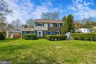 17720 Millcrest Drive, Rockville, MD 20855 - Photo 3