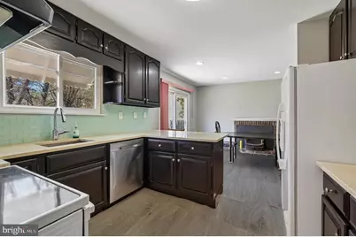 17720 Millcrest Drive, Rockville, MD 20855 - Photo 11