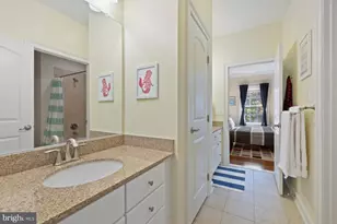 415 Greenebaum Ln, Gaithersburg, MD 20878 - Photo 45