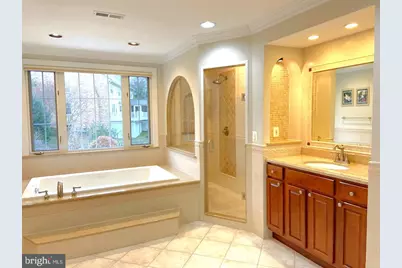 9809 Hall Road, Potomac, MD 20854 - Photo 15