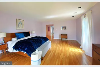 9809 Hall Road, Potomac, MD 20854 - Photo 19