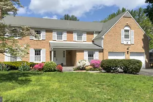 9125 Copenhaver Dr, Potomac, MD 20854 - Photo 1