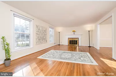 9125 Copenhaver Drive, Potomac, MD 20854 - Photo 17