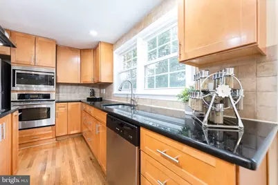 9125 Copenhaver Drive, Potomac, MD 20854 - Photo 7