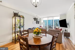 4801 Fairmont Ave, Bethesda, MD 20814 - Photo 9