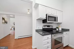 26 Wellesley Cir, Glen Echo, MD 20812 - Photo 17
