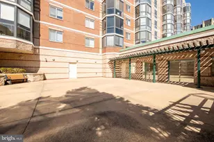 24 Courthouse Sq, Rockville, MD 20850 - Photo 41