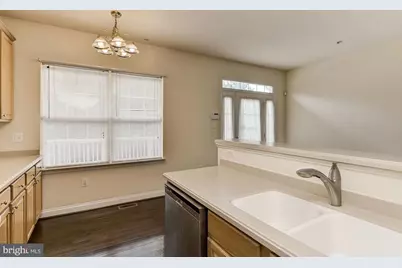 122 Elmcroft Boulevard, Rockville, MD 20850 - Photo 17