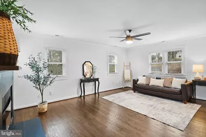 9804 Highview Avenue, Damascus, MD 20872 - Photo 5