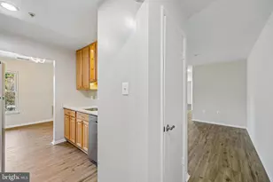 7804 Guildberry Ct, Gaithersburg, MD 20879 - Photo 5