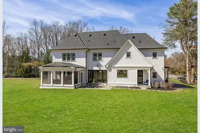 9117 Redwood Avenue, Bethesda, MD 20817 - Photo 57