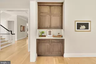 9117 Redwood Ave, Bethesda, MD 20817 - Photo 13