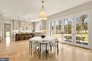 9117 Redwood Ave, Bethesda, MD 20817 - Photo 7