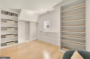 9117 Redwood Ave, Bethesda, MD 20817 - Photo 21