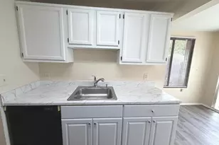 18131 Chalet Dr, Germantown, MD 20874 - Photo 13