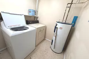 18131 Chalet Dr, Germantown, MD 20874 - Photo 17