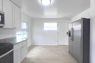 5937 Lemay Rd, Rockville, MD 20851 - Photo 7