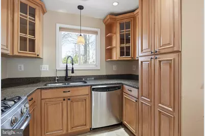 124 Woodland Road, Gaithersburg, MD 20877 - Photo 17