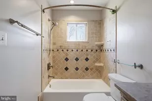 124 Woodland Rd, Gaithersburg, MD 20877 - Photo 27