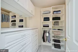 300 Lisa Oaks Way, Rockville, MD 20850 - Photo 13