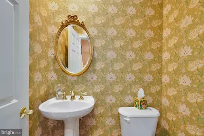 300 Lisa Oaks Way, Rockville, MD 20850 - Photo 13