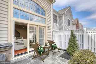 300 Lisa Oaks Way, Rockville, MD 20850 - Photo 23